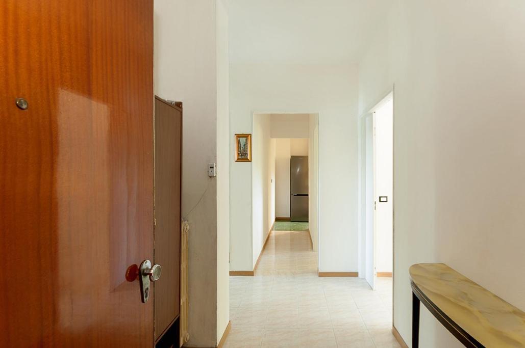 Private Room For Girls โบโลญญา ภายนอก รูปภาพ